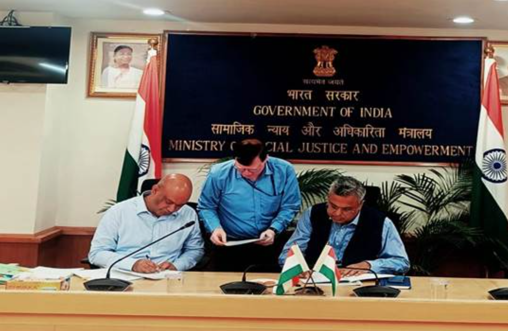 MoU between Ministry of Social Justice & Empowerment and NSKFDC