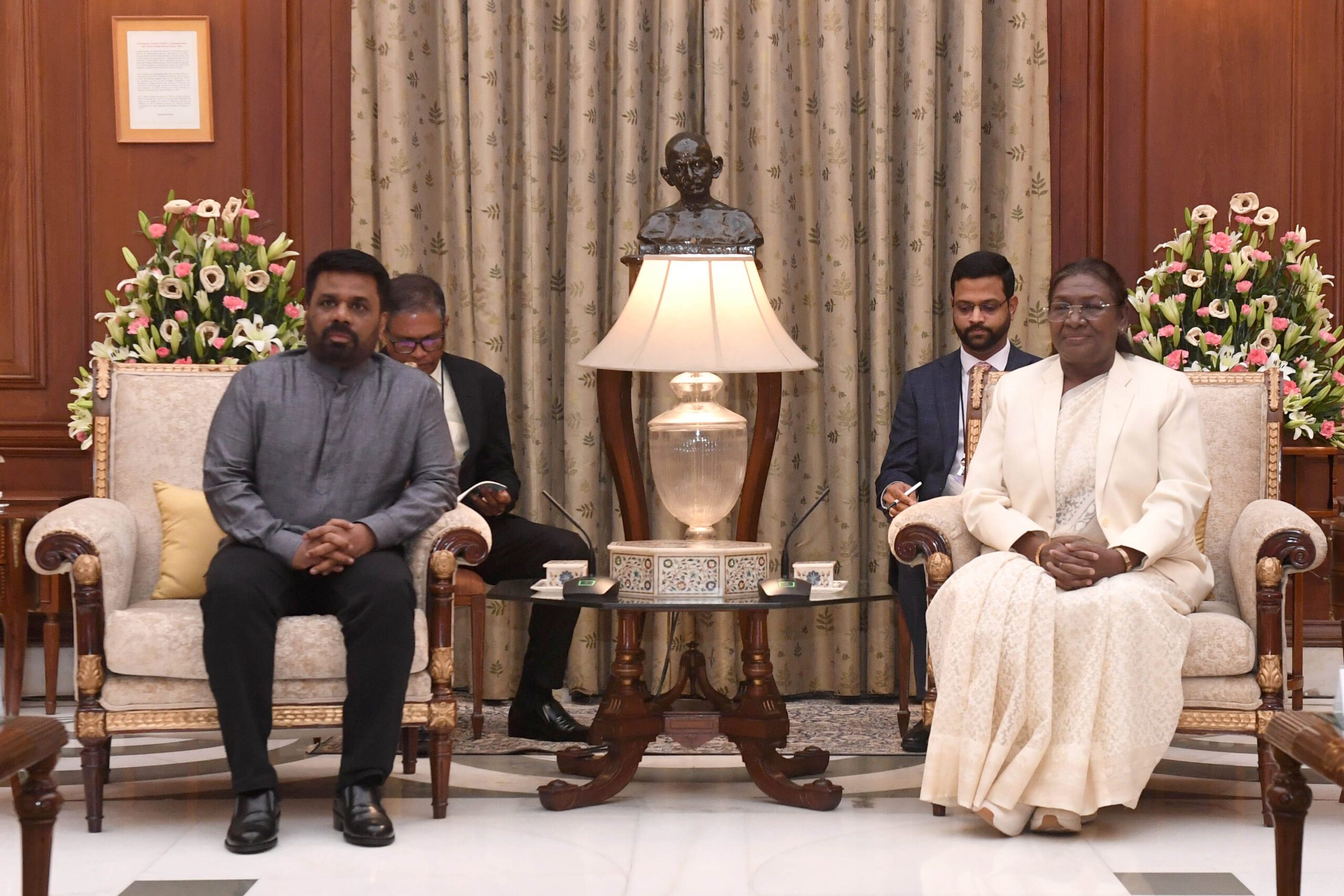 India Commitment to Sri Lanka. On December 16, 2024, the President of India, Smt Droupadi Murmu, hosted President Anura Kumara Disanayaka of Sri Lanka at Rashtrapati Bhavan. The occasion marked a significant moment in the growing bilateral relationship between India and Sri Lanka. Both nations reaffirmed their commitment to mutual cooperation, focusing on sustainable economic development and regional stability. The meeting and subsequent banquet offered a chance to discuss the future of their partnership and strategies for advancing peace, prosperity, and development.