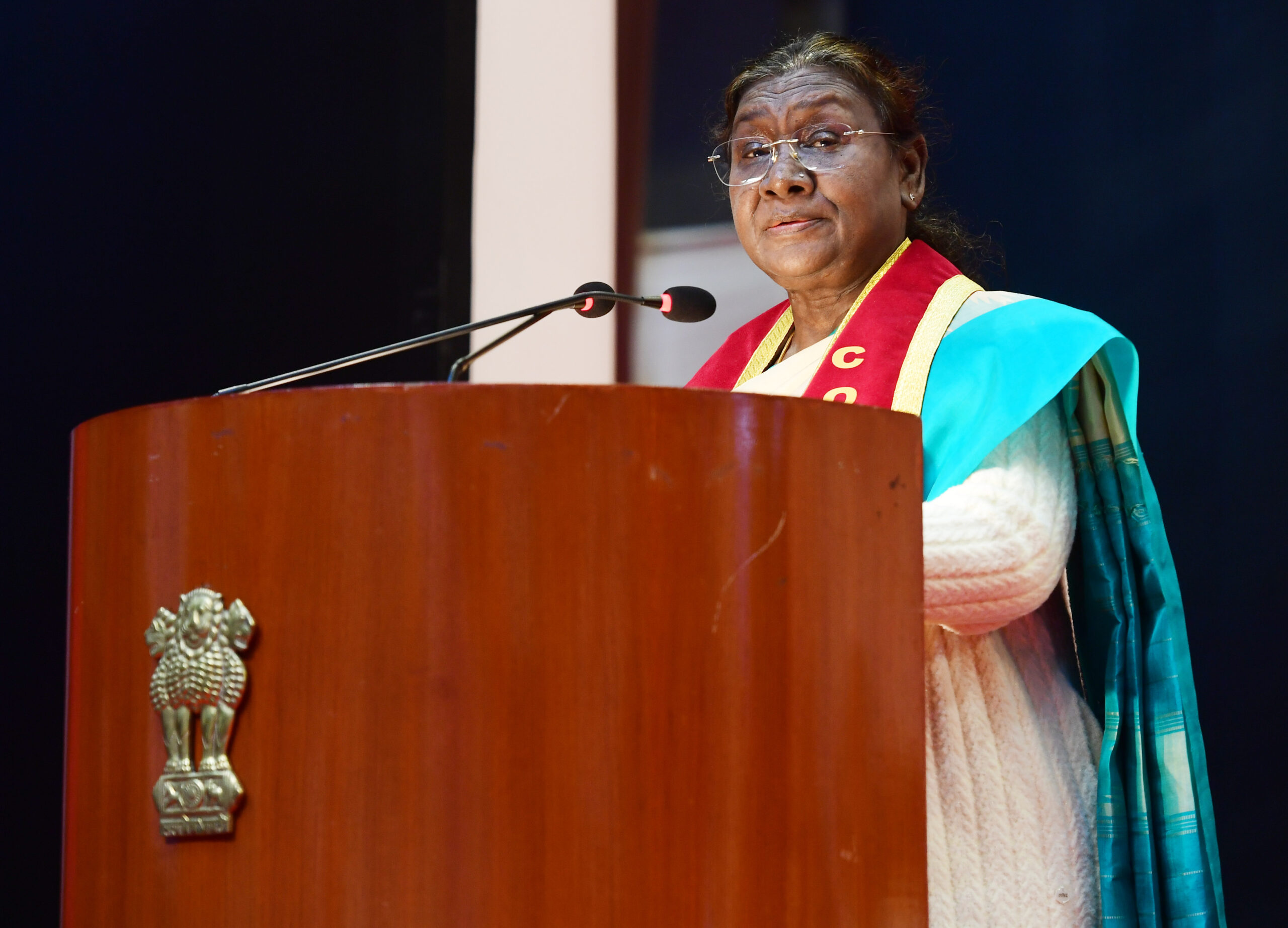 President Droupadi Murmu's Address at Vardhman Mahavir Medical College Convocation. On December 23, 2024, the President of India, Smt. Droupadi Murmu, attended the convocation ceremony at Vardhman Mahavir Medical College and Safdarjung Hospital in New Delhi. Her address at the event highlighted the significance of the medical profession, the integration of technology in healthcare, and the importance of young doctors in shaping India’s future.